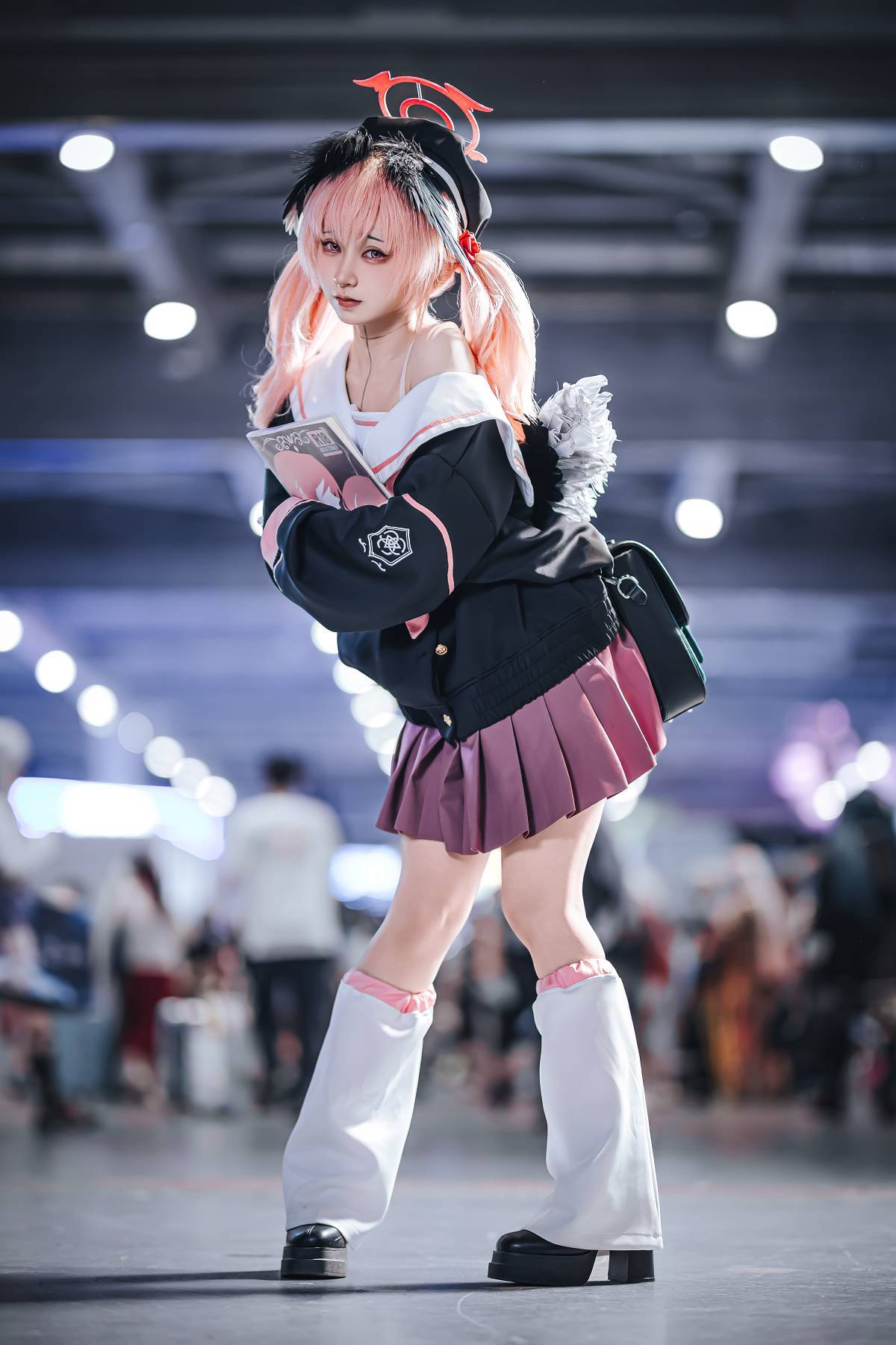 6878696858cb8da5c8bc9072