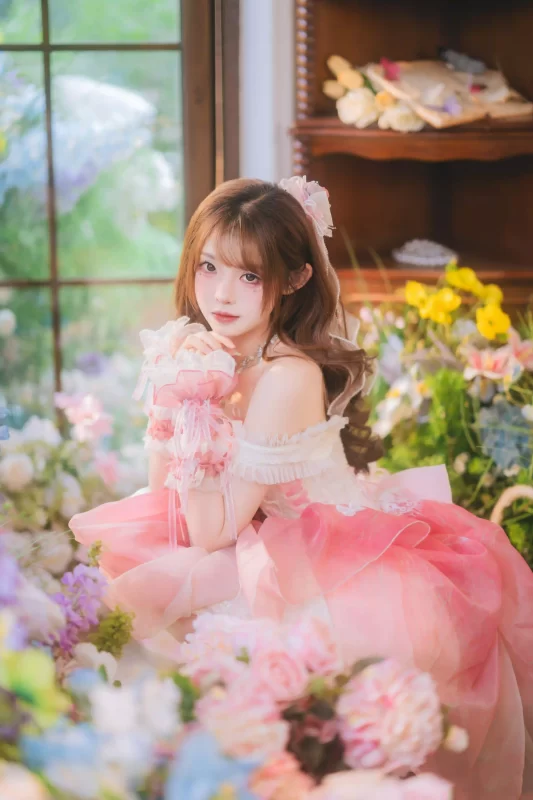 花房绮梦-粉裙少女的下午茶时光 - 幻域写真 - cosplay高清美图分享平台