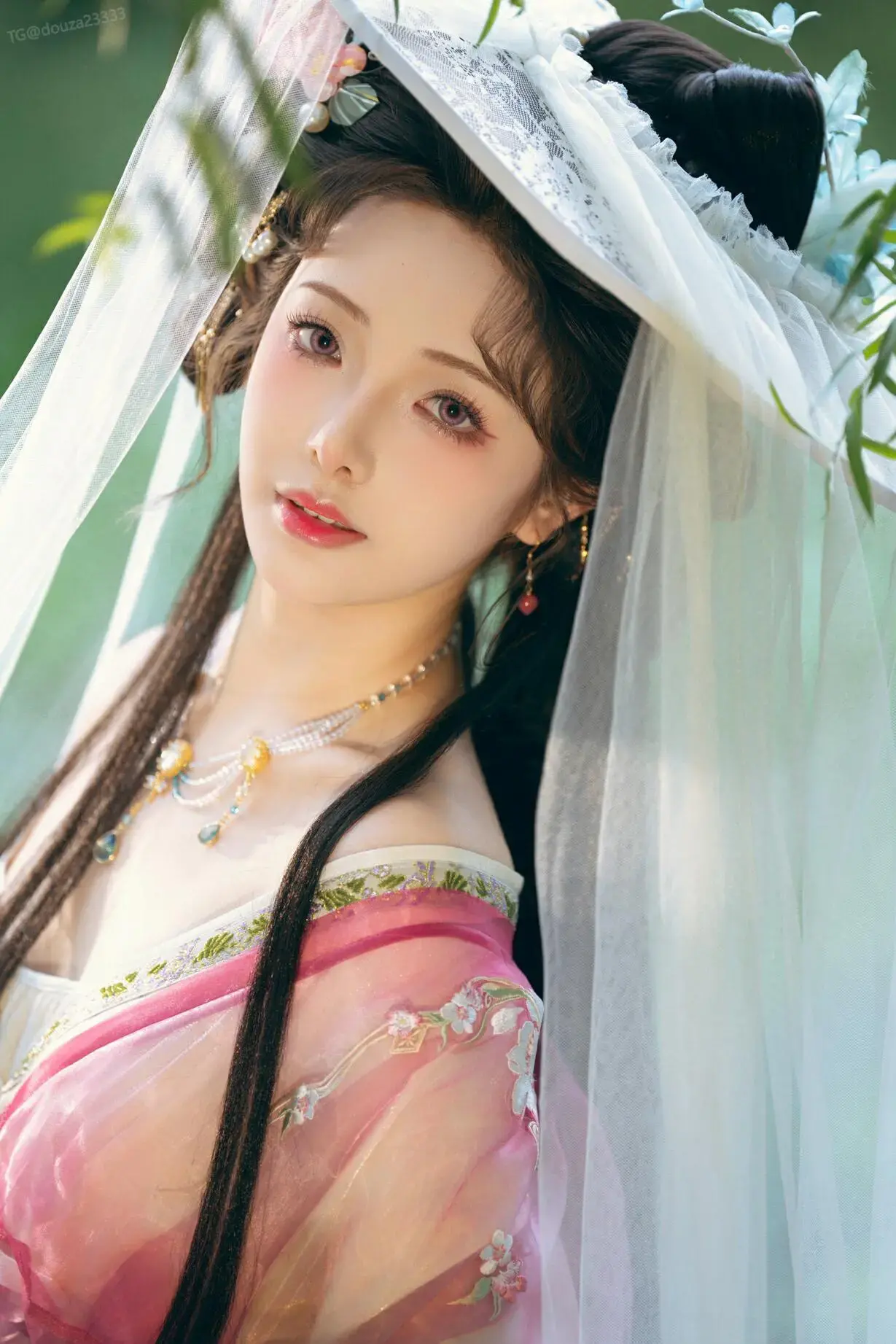 图片[1] - 雯妹不讲道理 – 祝您中秋快乐owo - 幻域写真 - cosplay高清美图分享平台