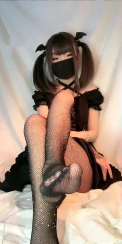 芃芃大人 美足控福利 最新写真套图合集下载[持续更新] - 幻域写真 - cosplay高清美图分享平台