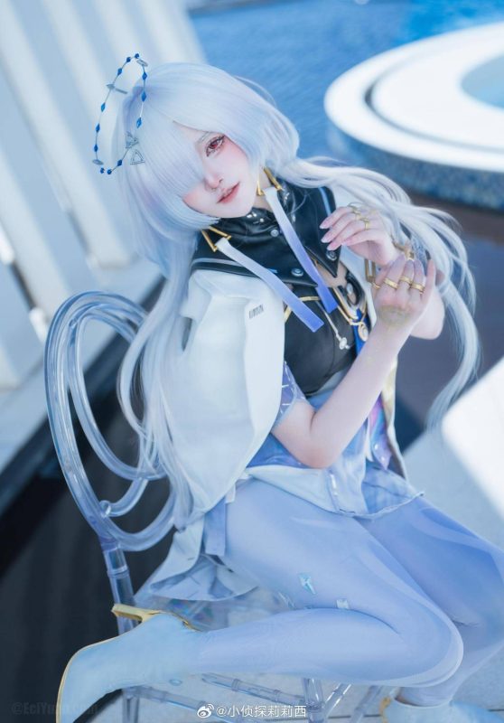 小侦探莉莉西的莫宁cos好有代入感！轮椅科学家的坚韧藏在细节里 - 幻域写真 - cosplay高清美图分享平台